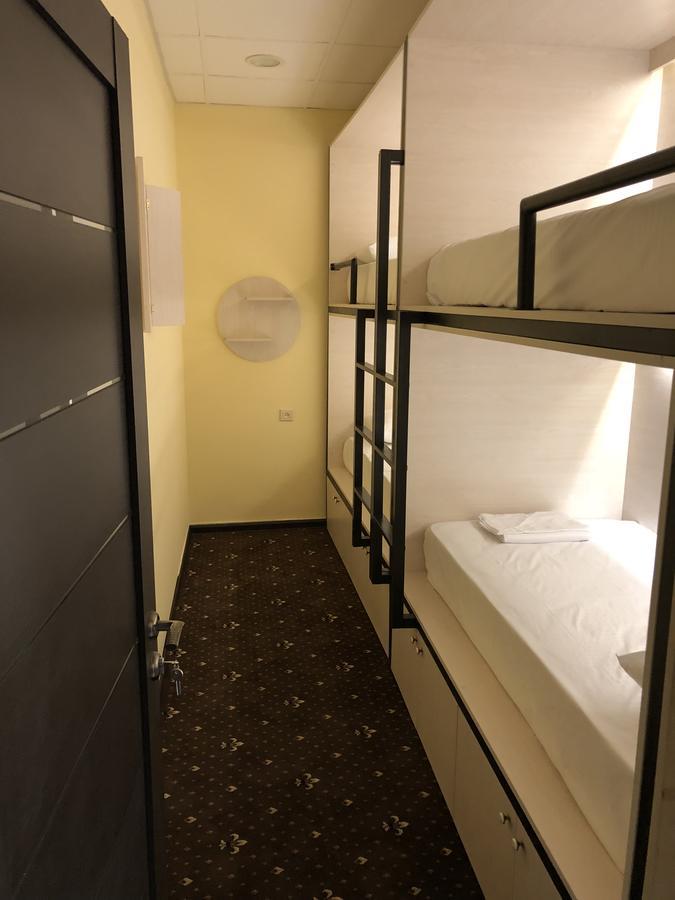 Yerevan Inn Hostel ภายนอก รูปภาพ