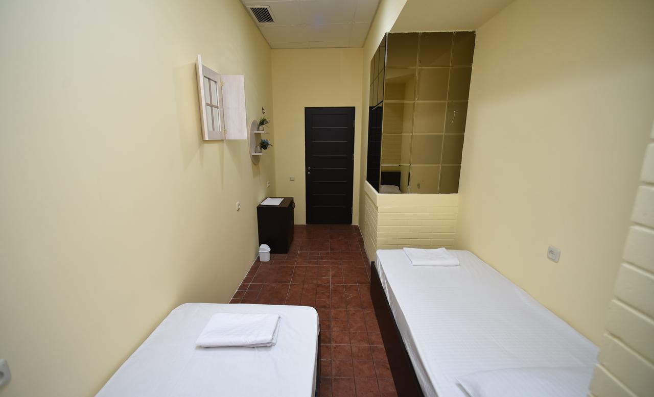 Yerevan Inn Hostel ภายนอก รูปภาพ