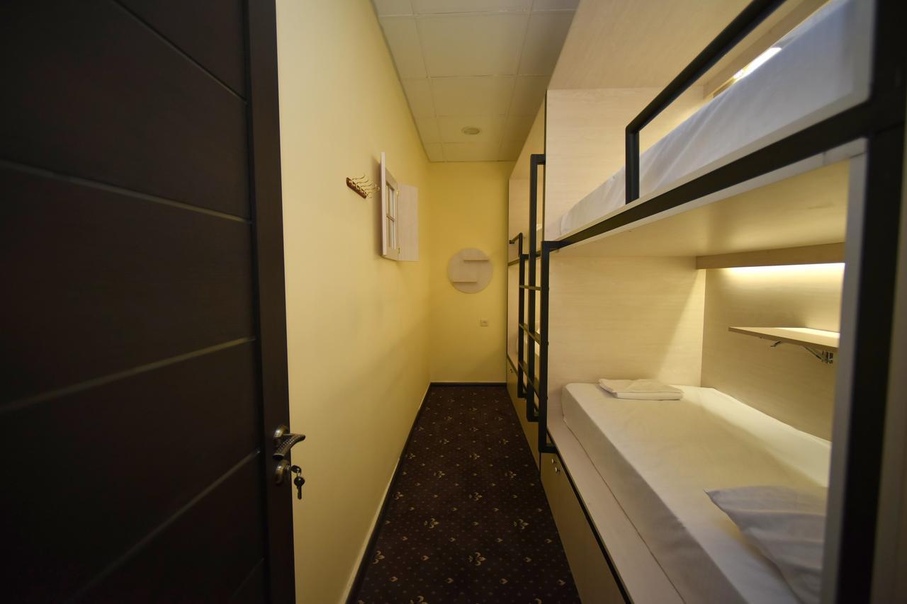 Yerevan Inn Hostel ภายนอก รูปภาพ